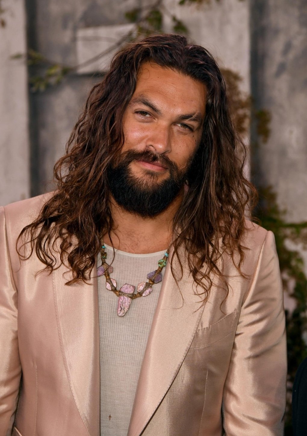 Actor Jason Momoa likes to live a nomadic life and dress... naked 2