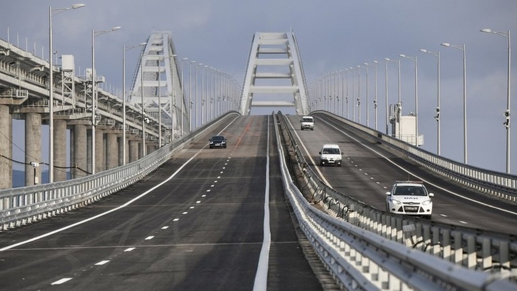 Crimea bridge threatened with attack, Russia warns NATO nation to `regret` 0