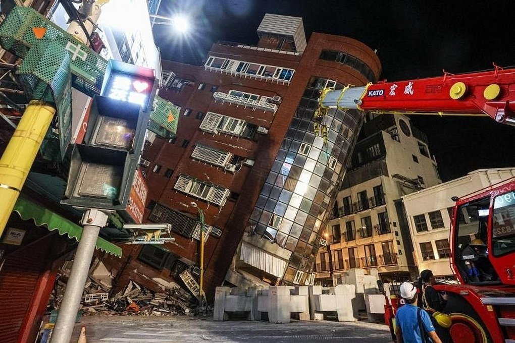 Taiwan races to rescue stranded people after earthquake 0